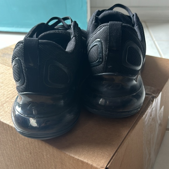 Men’s Nike Air Max 720 Size 10 - Picture 6 of 9